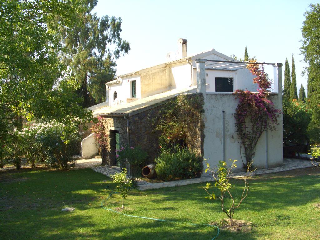 Alexandra Villas Gouvia Exterior photo